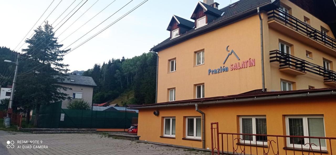 Hotel Salatin Ruzomberok Esterno foto